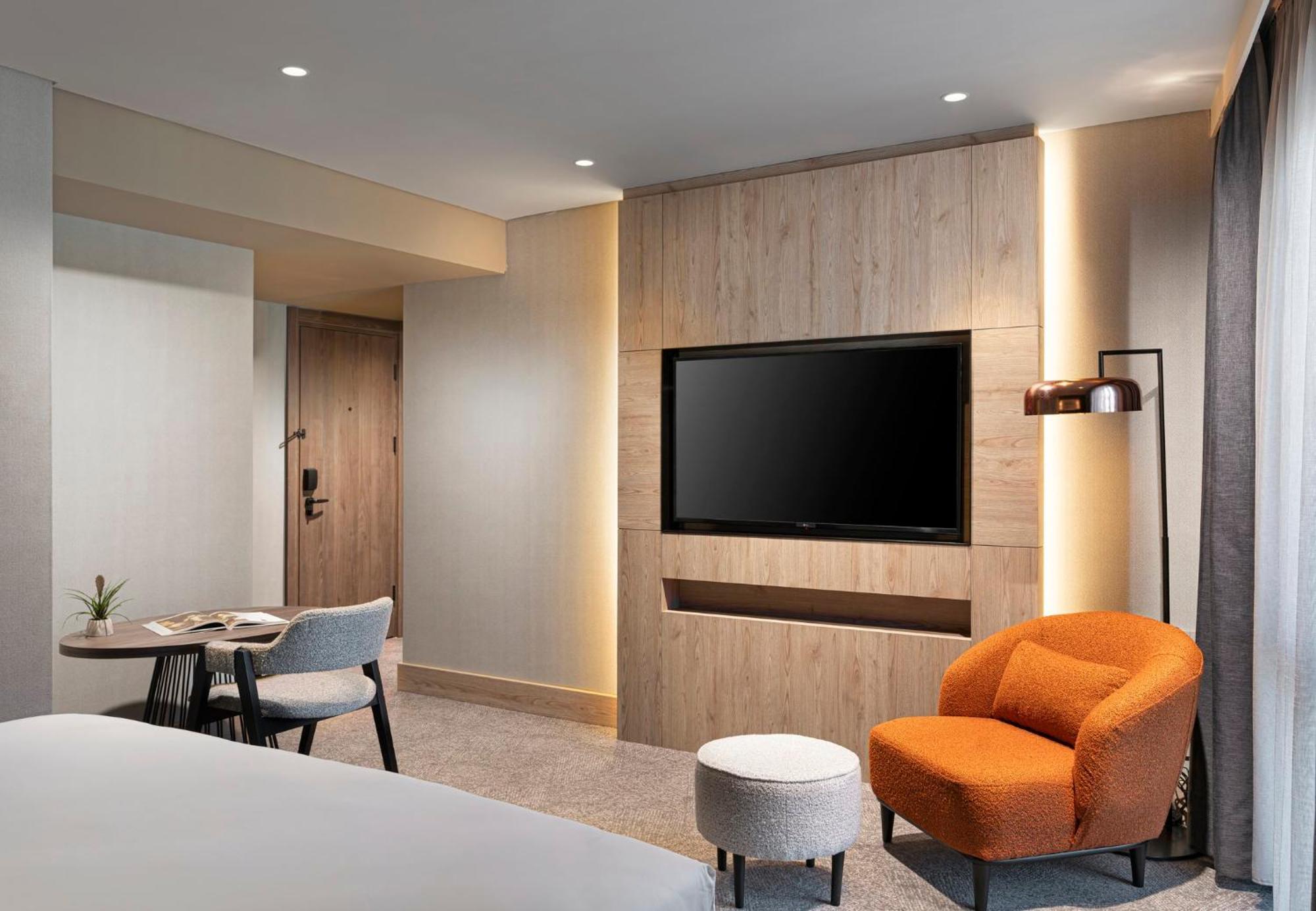 Crowne Plaza Istanbul - Ortakoy Bosphorus By Ihg Hotel Exterior photo